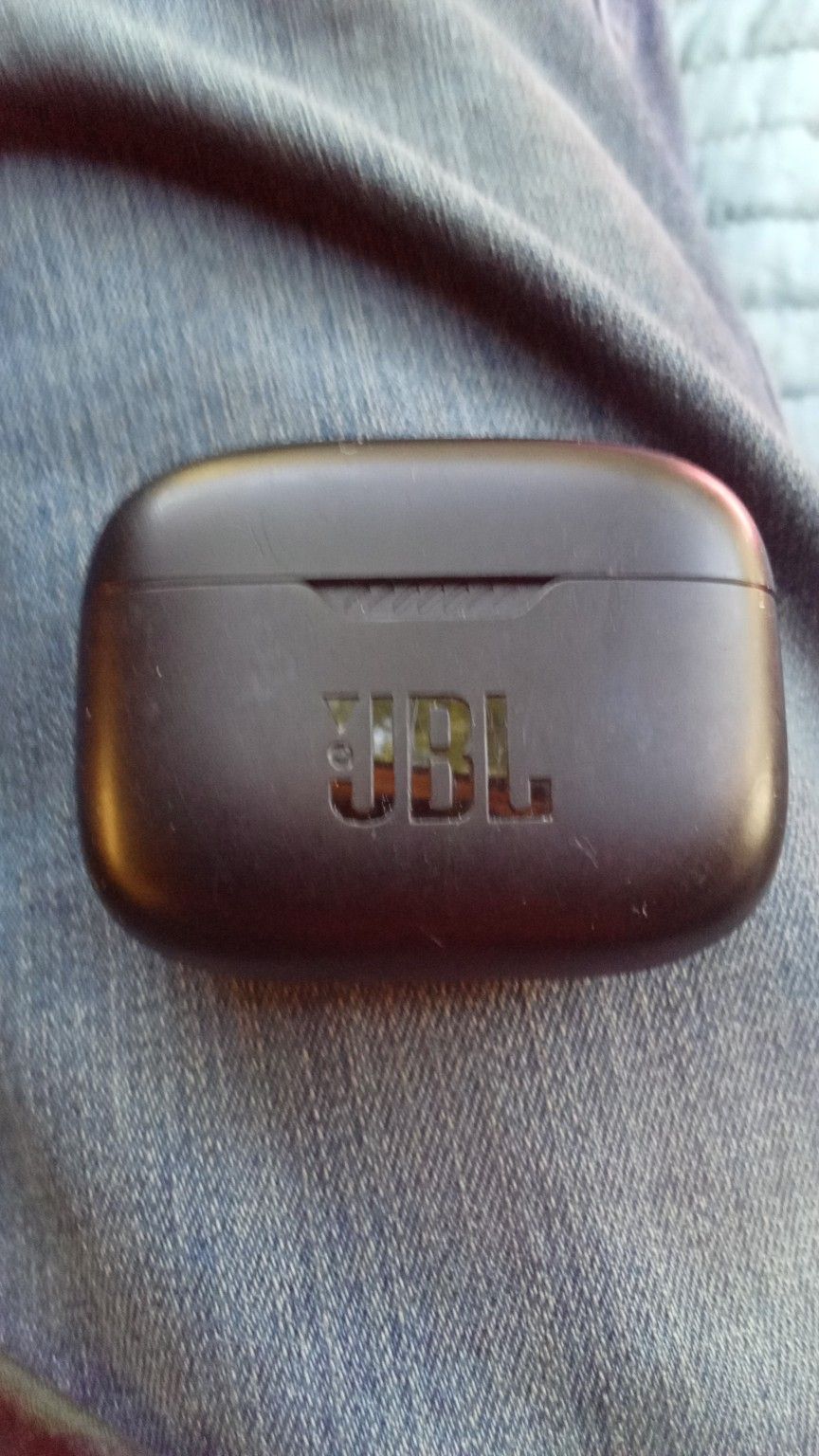 JBL Model Tune130nctws Charging Case No Earbuds 