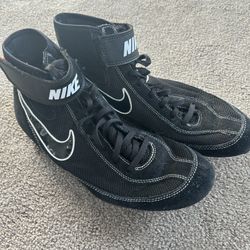 Nike Used Wrestling Shoes Size 10