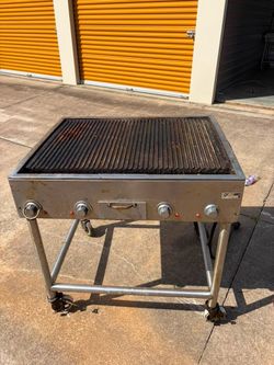 Commercial stainless steel griddle