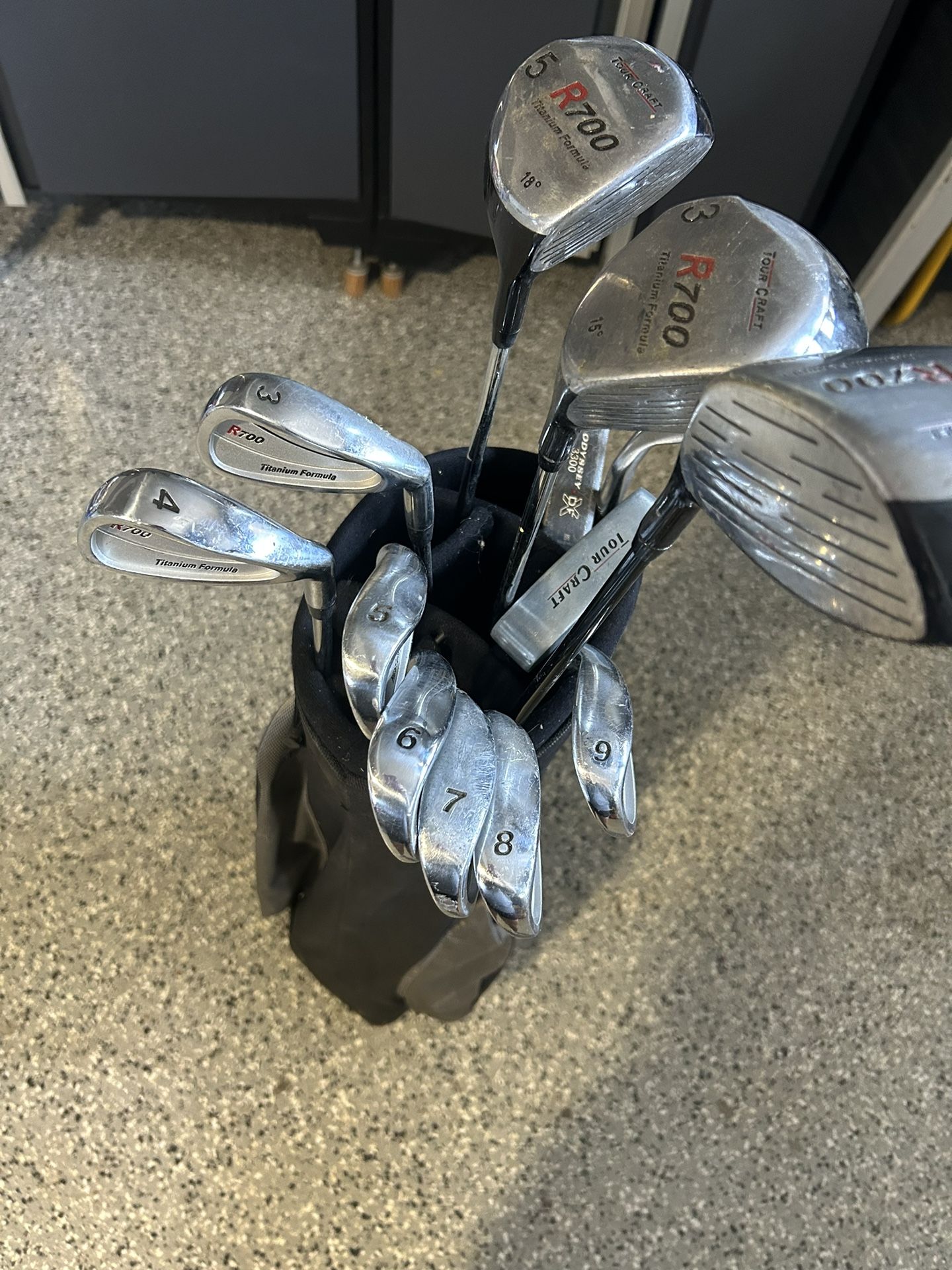 R700 Golf Clubs