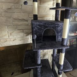 Cat Tree  "NEW"