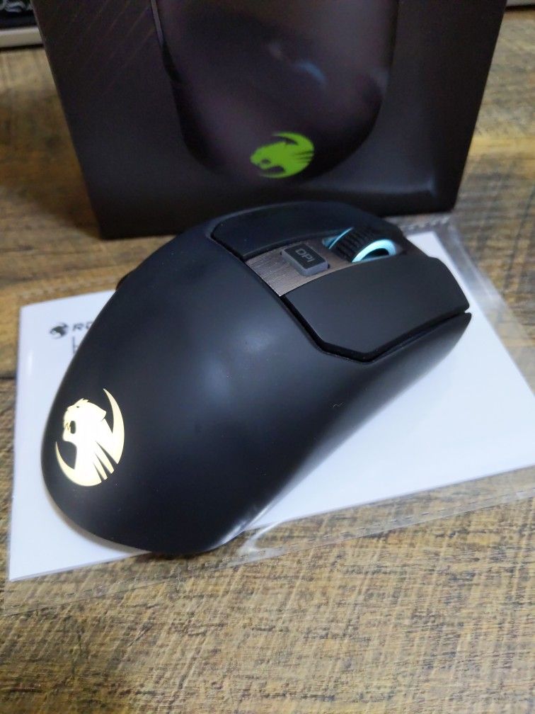 Roccat KAIN 200 AIMO, Black RGB Wireless Gaming Mouse