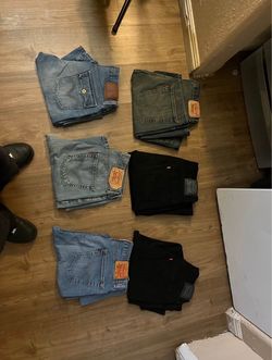 Levi jeans Please read description
