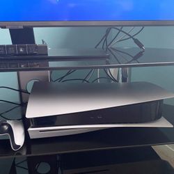 PS5 Disc Version Amazing Condition 2k25 Included