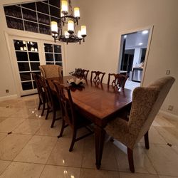 Ethan Allen Dining Table 