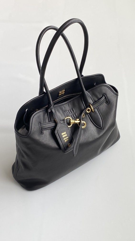 MIUMIU Tote bag 

