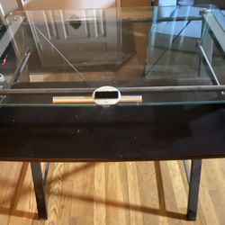 Glass computer table with pull out keyboard platform