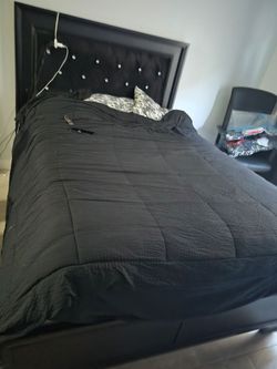Free queen bed and frame