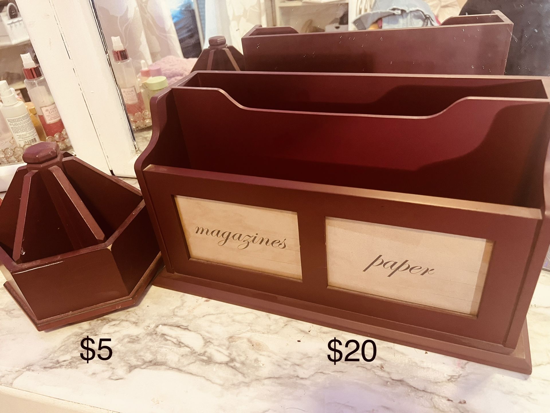 Desk Organizers And Lamps
