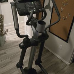 Life Fitness Elliptical