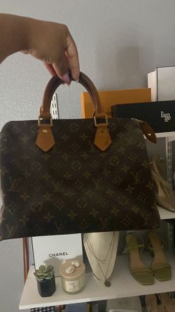 Louis Vuitton Lymington for Sale in Moreno Valley, CA - OfferUp