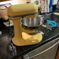 Kitchen Aid Professional 6 Quarts Food Mixer No Attachment 