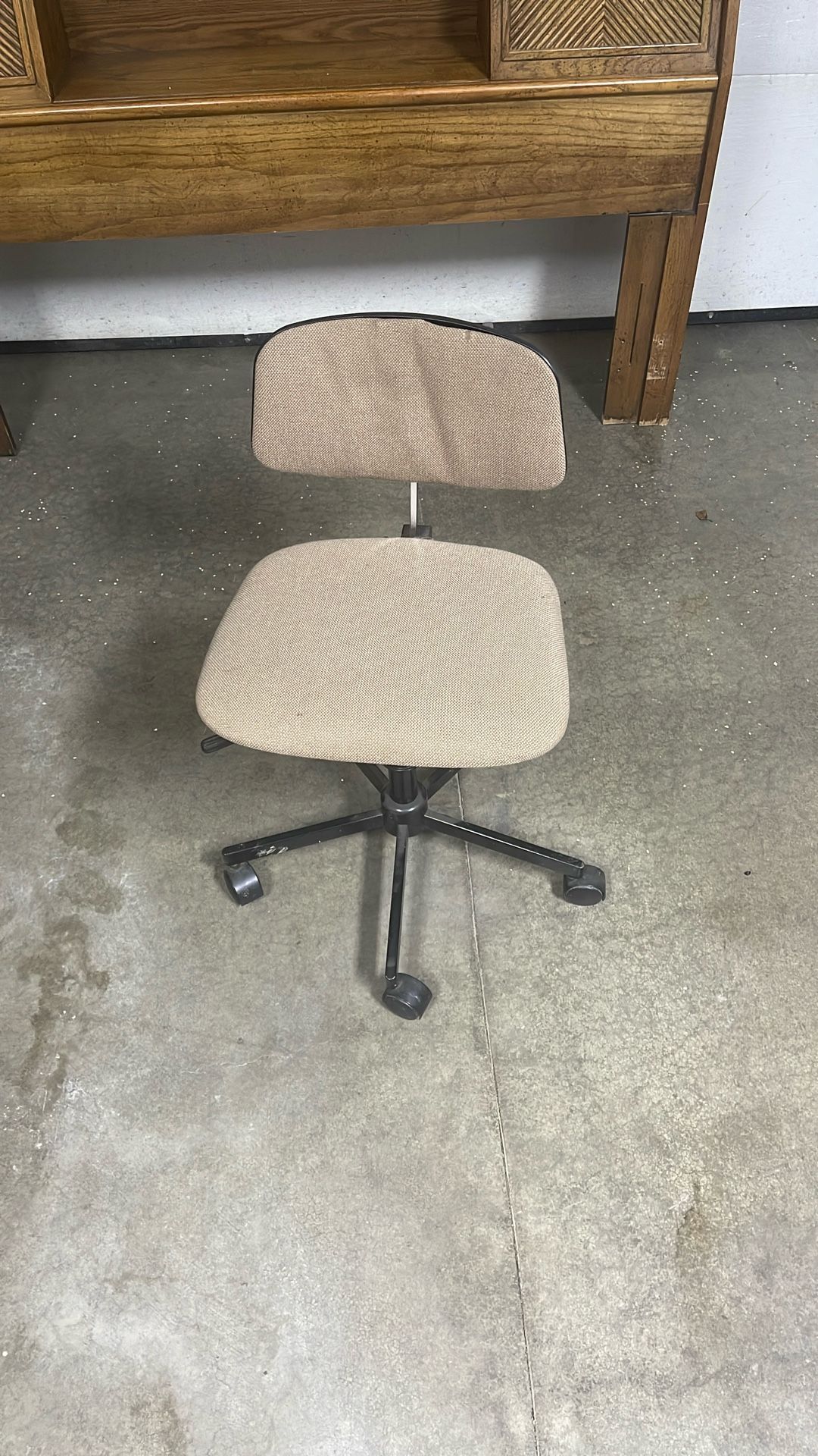 FREE Swiveling Office Chair