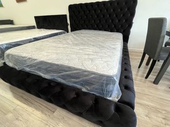 New ✨ 12” Queen Size Eurotop Mattress – Medium Firm Support ✨ Shop with $0 Down Finance ⭐️ Same Day Delivery ⭐️
