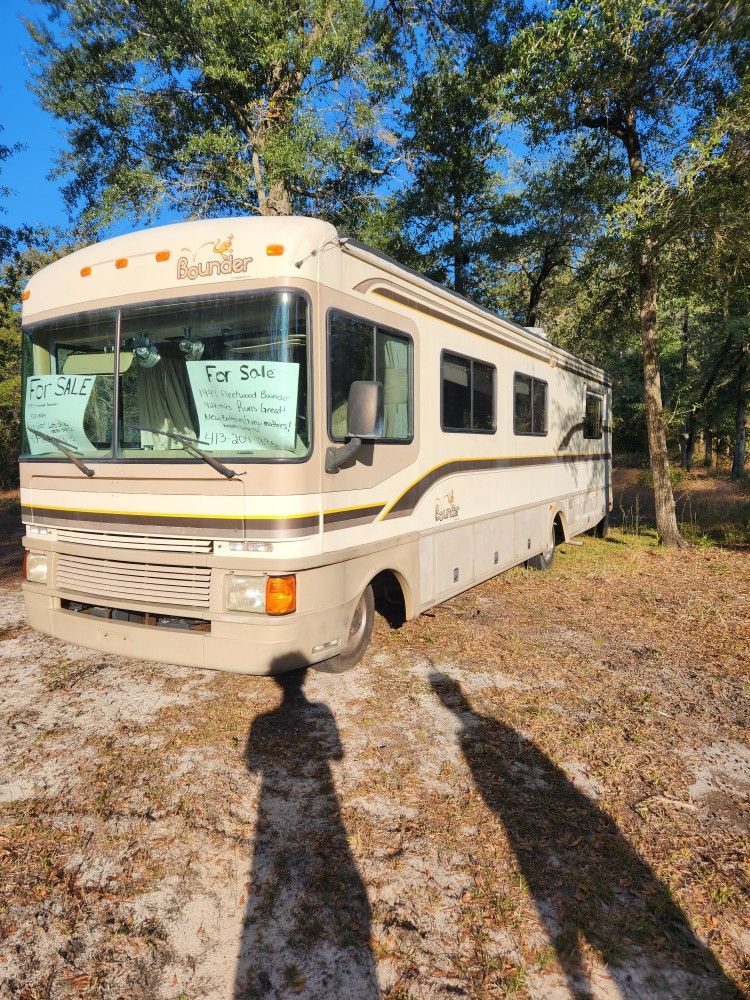1997 Fleetwood Bounder