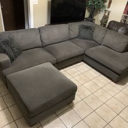 🩶✨Beautiful 3pc Sectional Sofa Set in Grey