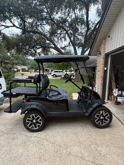 Golf cart- Club Car Precedent
