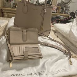 Michael Kors Hayes Pink Barbiecore Large Leather Satchel/Hand Bag & Matching Wallet