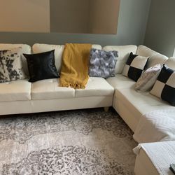 Gorgeous Winter White Leather Sectional With Ottoman 