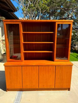 Vintage Mid-Century Modern Danish Teak Credenza / Hutch