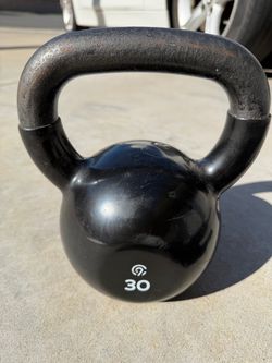 30 lb Cast Iron Kettlebell