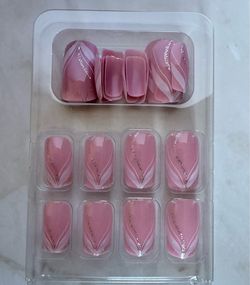 Pink Press-On Nails