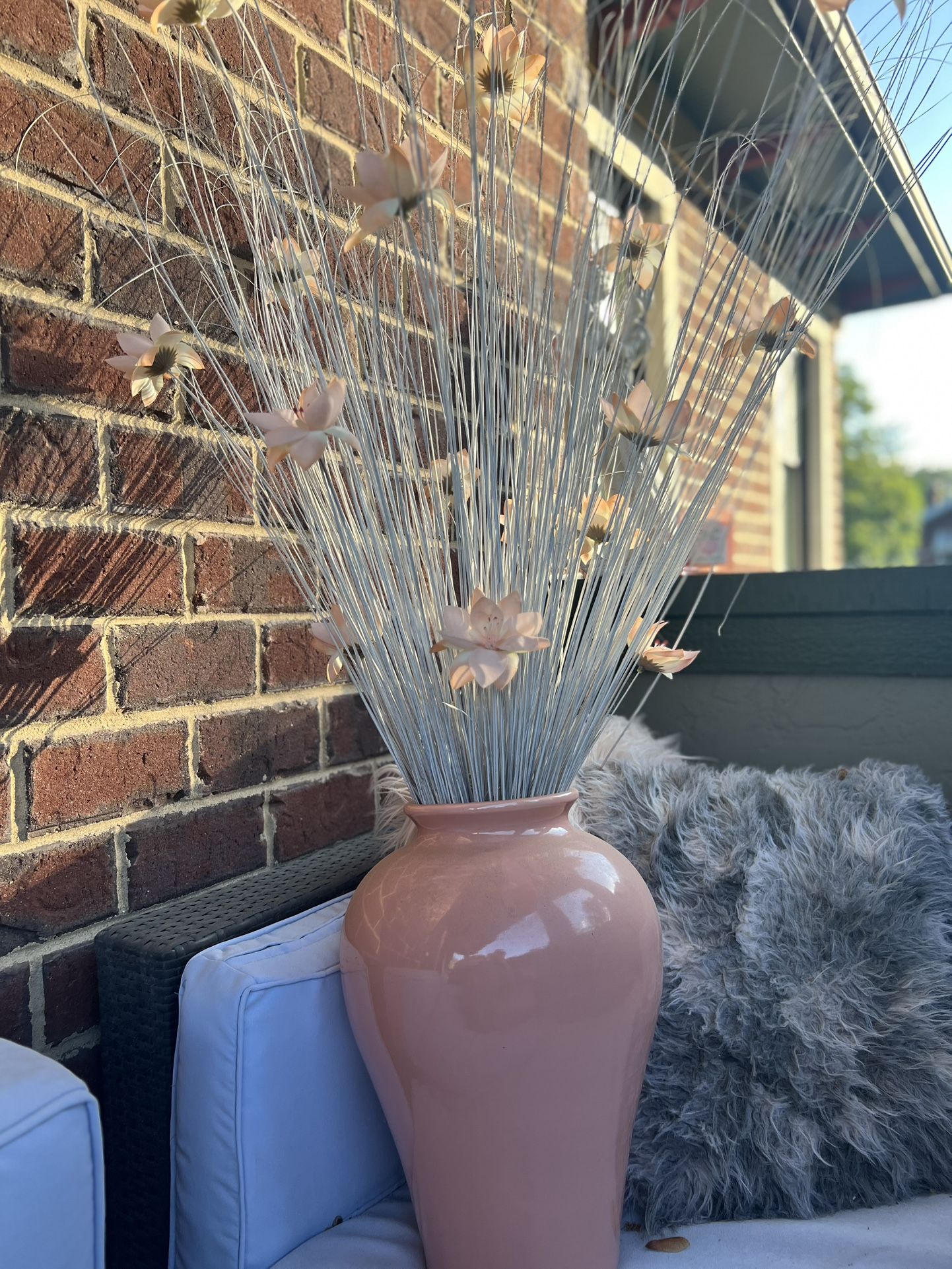 Large vase with fake grass & flowers
