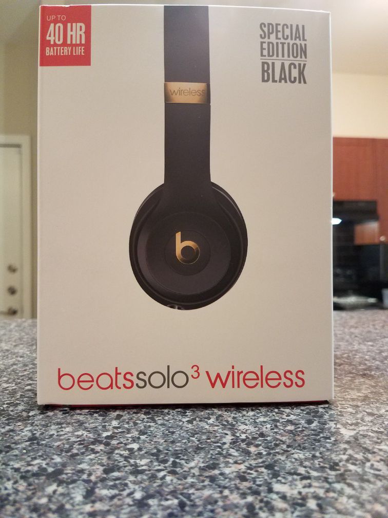 Beats Solo3 Wireless Headphones Black/Gold