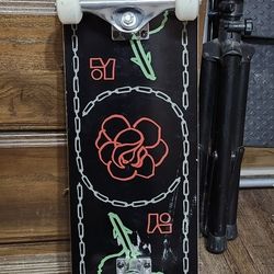 Zumiez Monet Skateboards Roses Are Red 8.0" Skateboard Complete