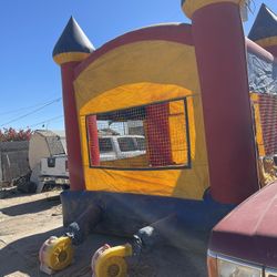Bouncy House 