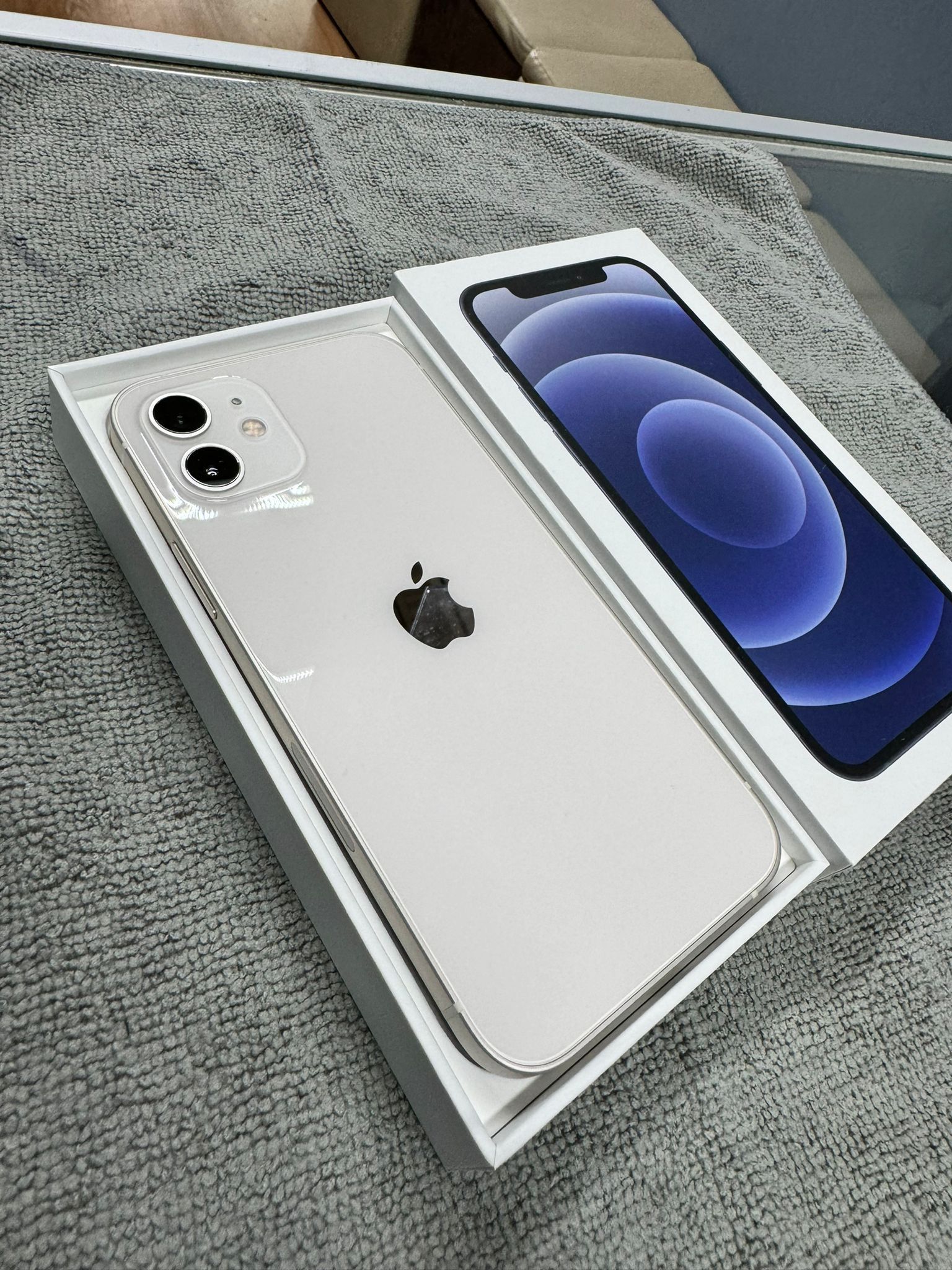 iPhone 11 White for Sale in Plano, TX OfferUp