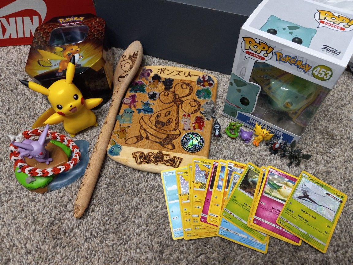 Pokémon Merchandise Bundle