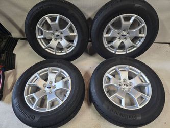 Like new Ford Maverick Wheels 5x108 with Continental Pro Contact tirs