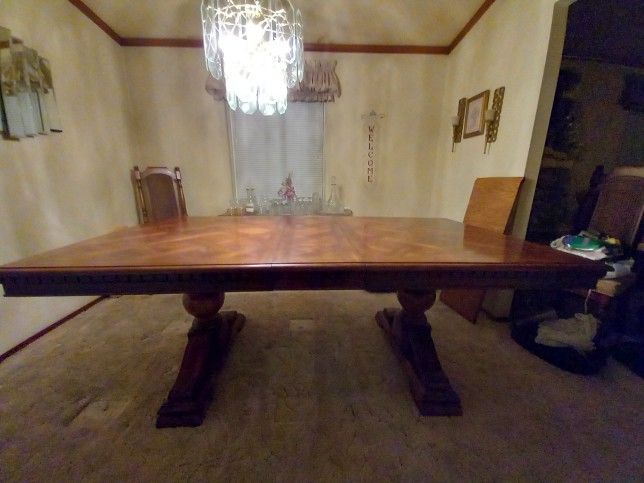 Dining Room Table With Chairs Super Nice