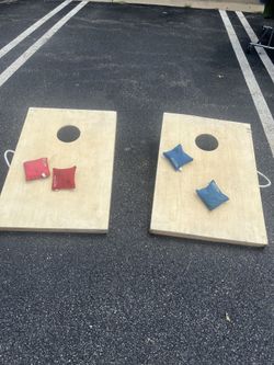 Wooden Corn Hole Game 