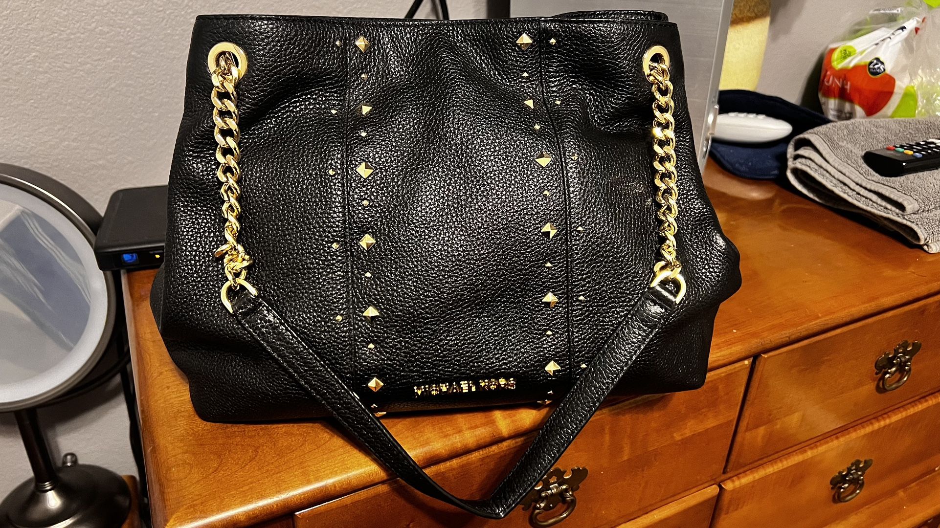 Medium Size Michael Kors Purse New