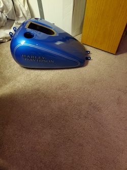 06 Harley-Davidson Dyna Wide Glide Gas Tank