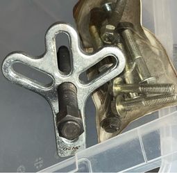 OEMTOOLS 25053 Heavy Duty Harmonic Balancer and Steering Wheel Puller. With Bolts