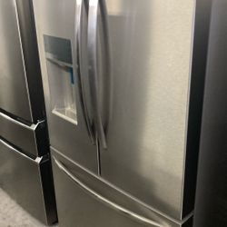 French Door Refrigerator 