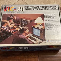 Commodore Vic-20 Computer