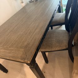 Table And Chairs 