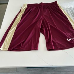 Shorts - Mens - Medium