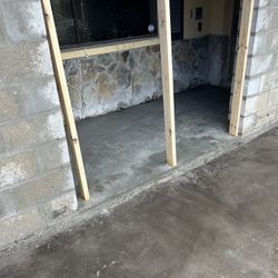 CONSTRUCCION BLOCK AND BRICK  AND CONCRETE 