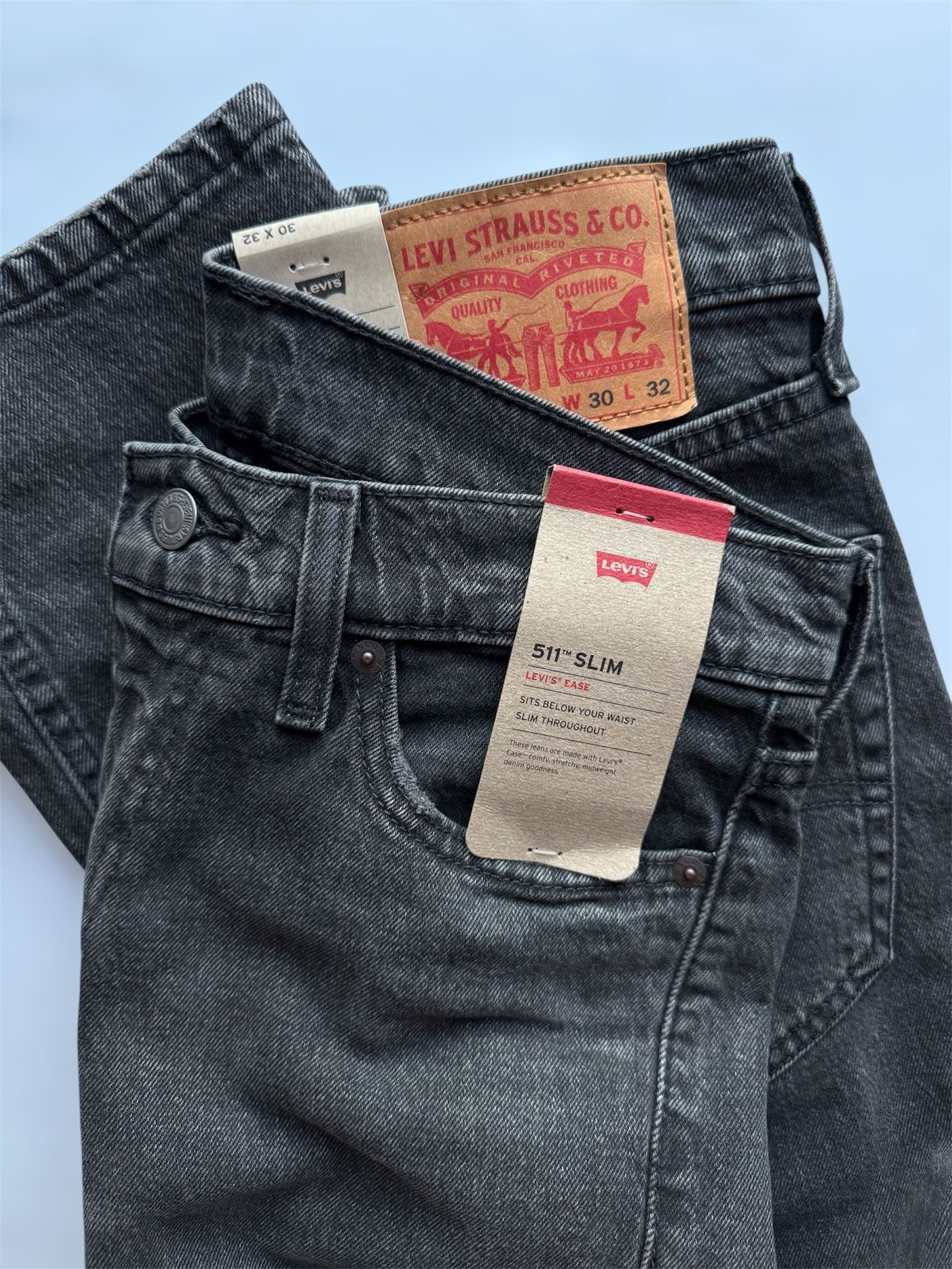 Levis