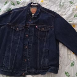 XXL Levi denim jacket.