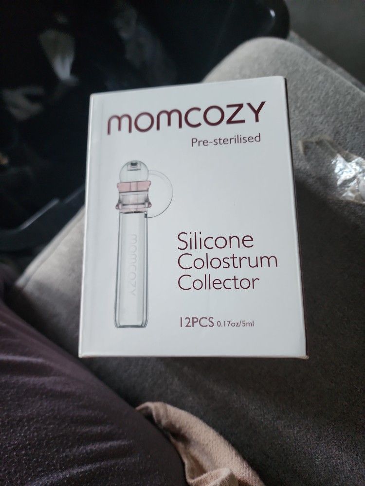 Silicone Colostrum Collector Momcozy 12 pcs