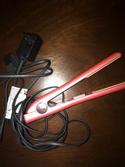 CHI hair straightener. Perfect condition.