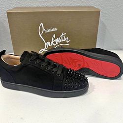 Red bottoms sizes 8,9,10,11,12