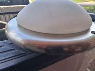 Ceiling fixture