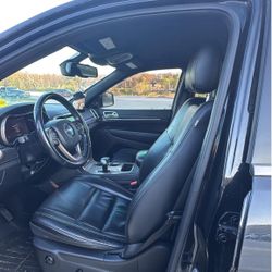 grand cherokee limit sport utility 